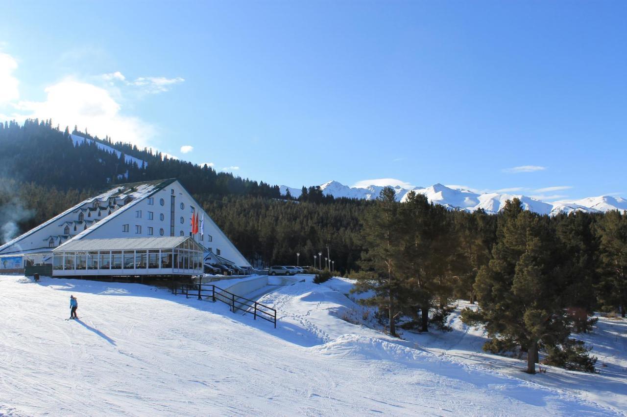 Kapriz Karakol Hotel Eksteriør billede