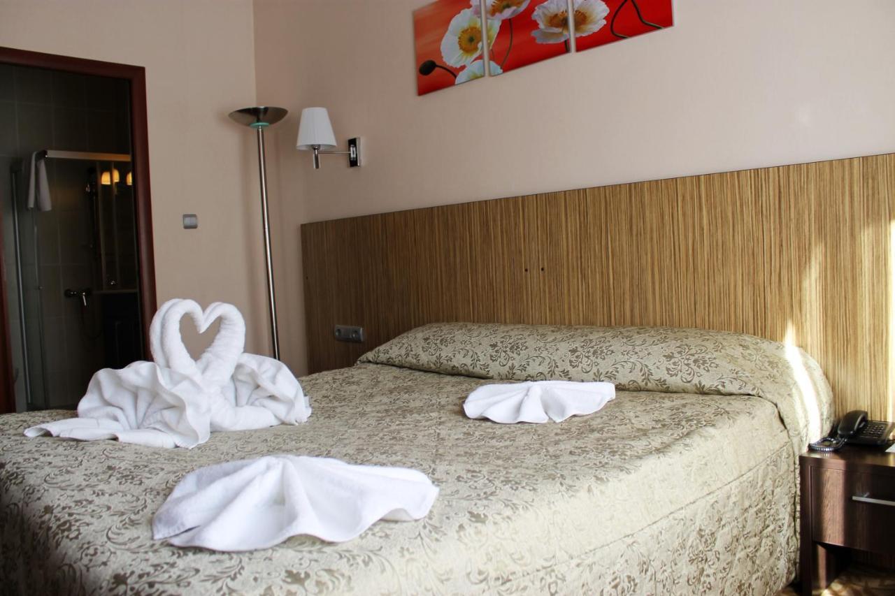 Kapriz Karakol Hotel Eksteriør billede