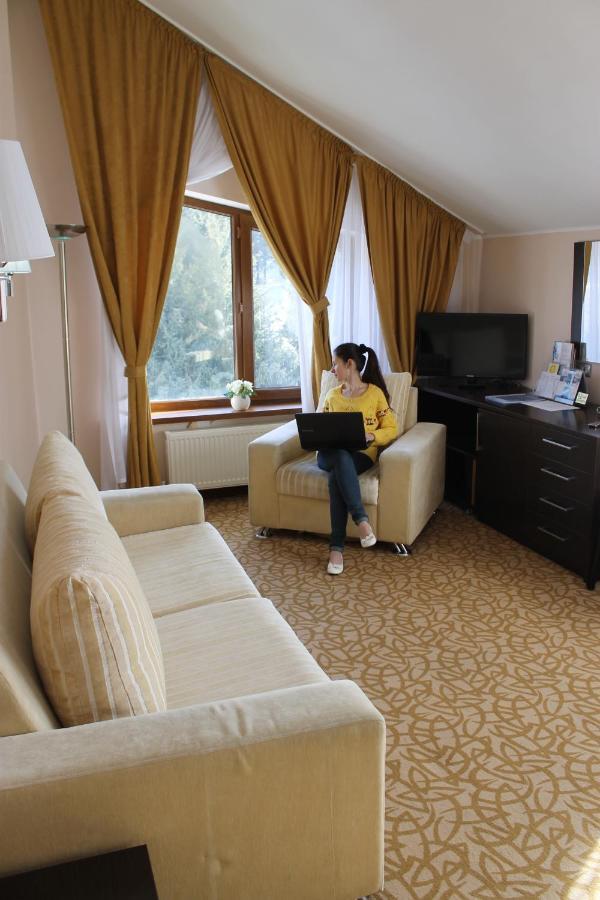 Kapriz Karakol Hotel Eksteriør billede